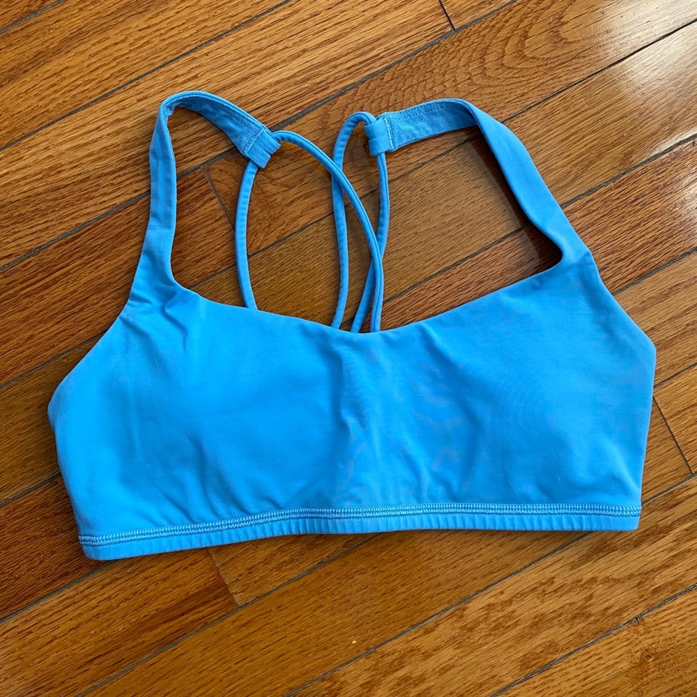 Size 6 Lululemon Free to Be Sports Bra Blue